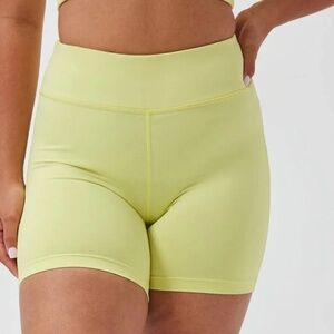 Outdoor Voices TechSweat 6” Short
